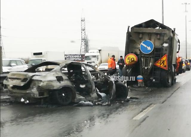 Водитель BMW погиб в ДТП на КАД