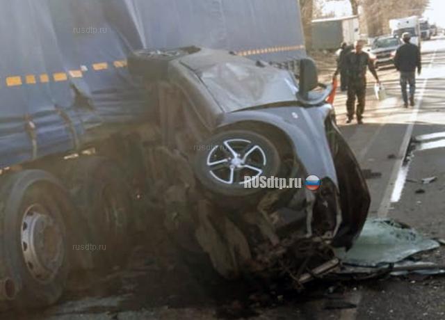 Два человека погибли в ДТП в Новомосковске
