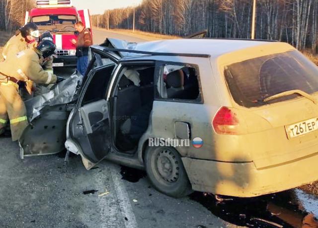 Два пассажира «Ниссана» погибли в ДТП на трассе «Сибирь»