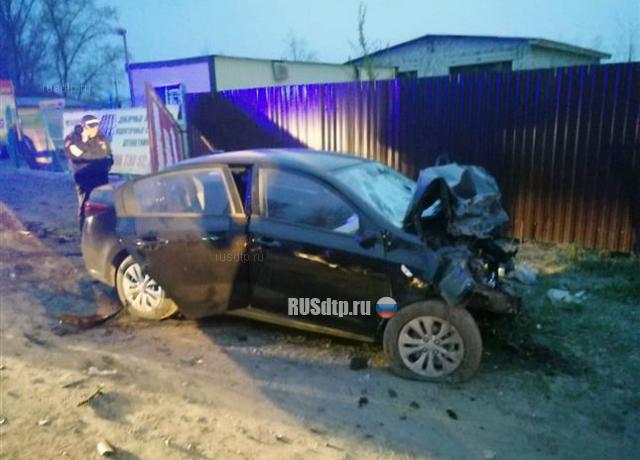 В Тольятти водитель KIA погиб, врезавшись в стоящую «Ниву»