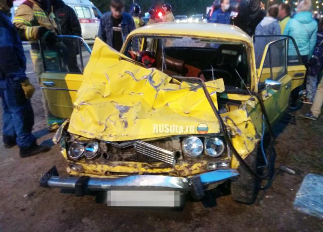 Водитель «Логана» погиб в массовом ДТП в Ижевске