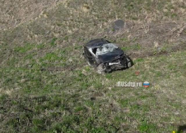 «Лада Гранта» с людьми упала в обрыв в Дагестане