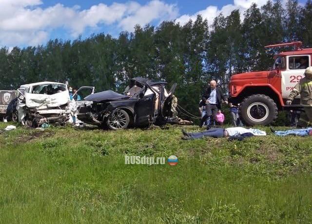 Audi Q7 разорвало на части в ДТП в Тамбовской области