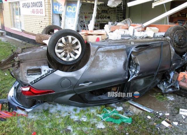 В Чебоксарах водитель погиб, врезавшись в стену на скорости 170 км/ч