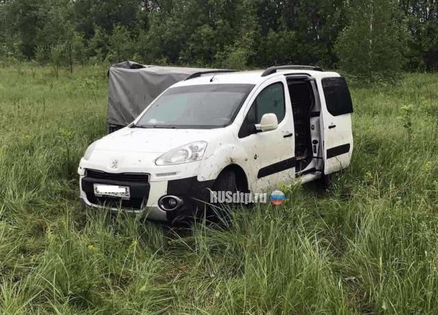 Водитель и пассажир «Рено» погибли в ДТП под Самарой