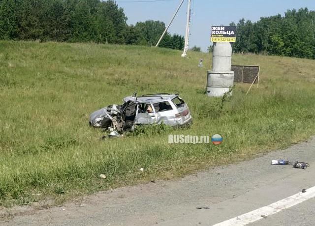Мужчина и женщина погибли в ДТП в Челябинской области