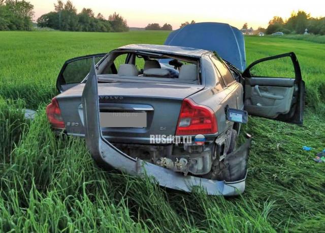 Водитель Volvo  погиб в ДТП в Рязанской области