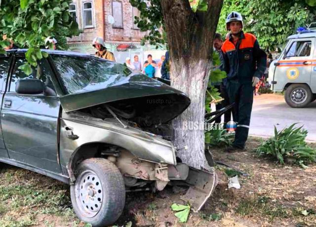 В Хвалынске в ДТП погиб водитель Лады