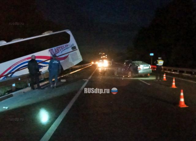 Трое погибли в ДТП с автобусом на трассе М-5 в Рязанской области
