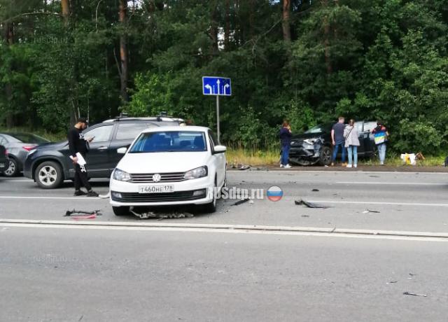 Массовое ДТП произошло на Выборгском шоссе