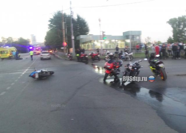 Видео с моментом гибели мотоциклиста в Екатеринбурге
