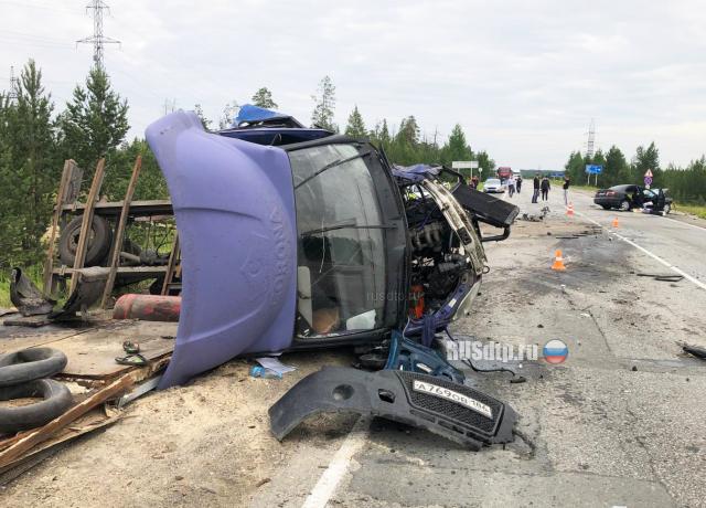 Водитель легковушки погиб в ДТП на трассе Суpгут – Сaлeхapд