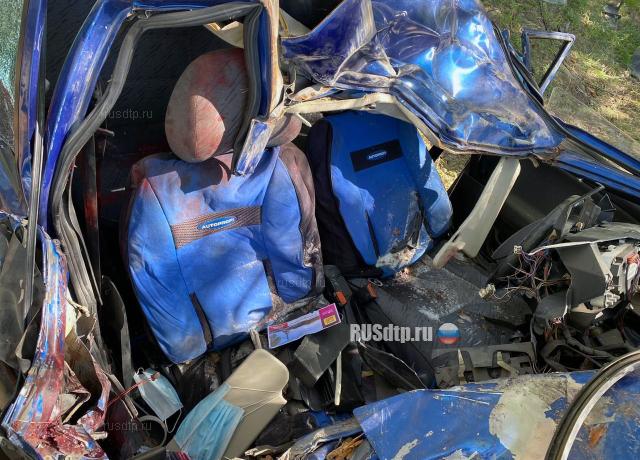В Ордынском районе 15-летний подросток погиб, врезавшись на автомобиле в дерево