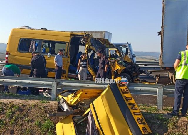 Девять человек погибли в ДТП на трассе «Таврида» в Крыму