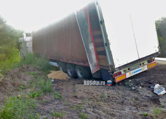 Пять человек пострадали в ДТП с участием автобуса и грузовика на трассе «Иртыш»