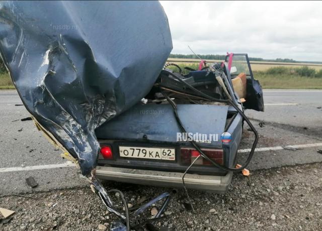 Водитель ВАЗа и его пассажир погибли на трассе Тюмень — Омск