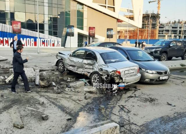 В Екатеринбурге мужчина на Audi таранил машину жены. ВИДЕО