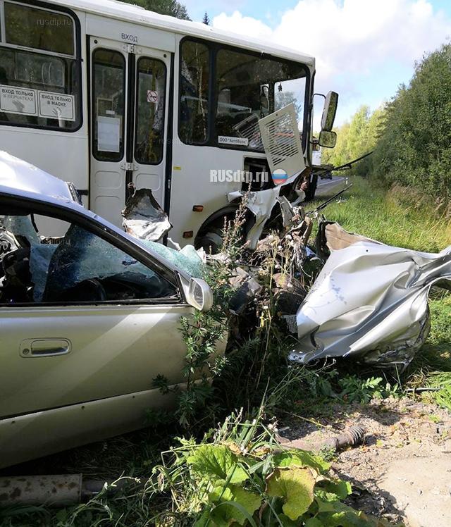 Лишенный прав на 17 лет водитель погиб в ДТП в Ивановской области