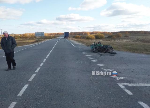 В Челябинской области мотоциклист погиб, столкнувшись с фурой