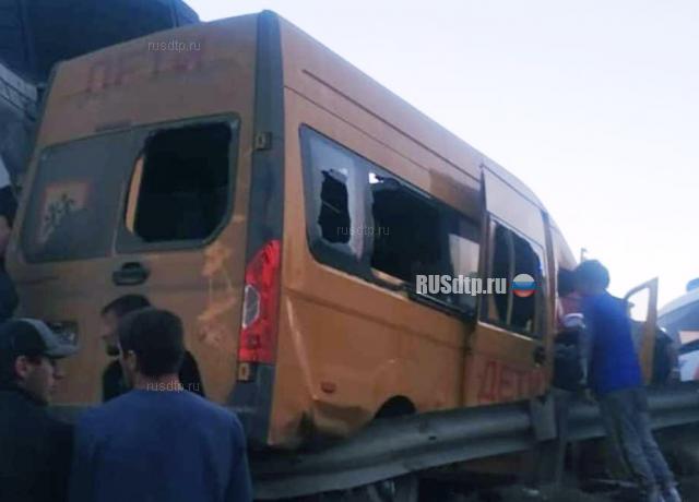 Трое погибли и 14 пострадали в массовом ДТП в Дагестане