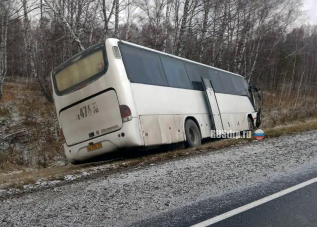 Двое взрослых и двое детей погибли в ДТП с автобусом на трассе «Сибирь»