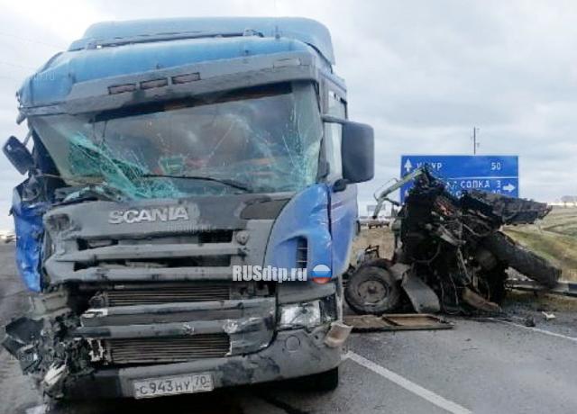 Тракторист погиб в ДТП с грузовиком в Красноярском крае