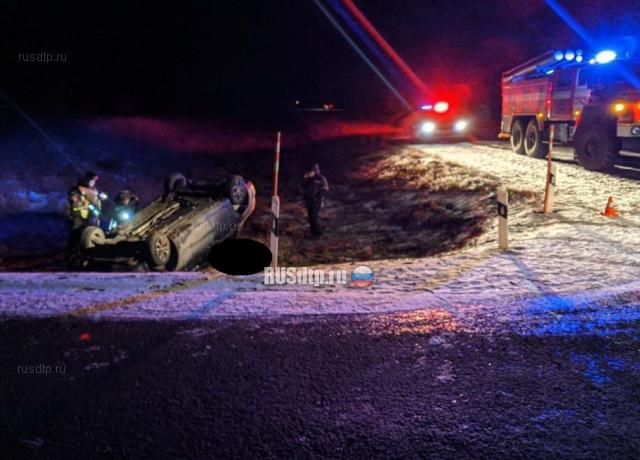 Ребенок погиб при опрокидывании машины в Оренбургской области