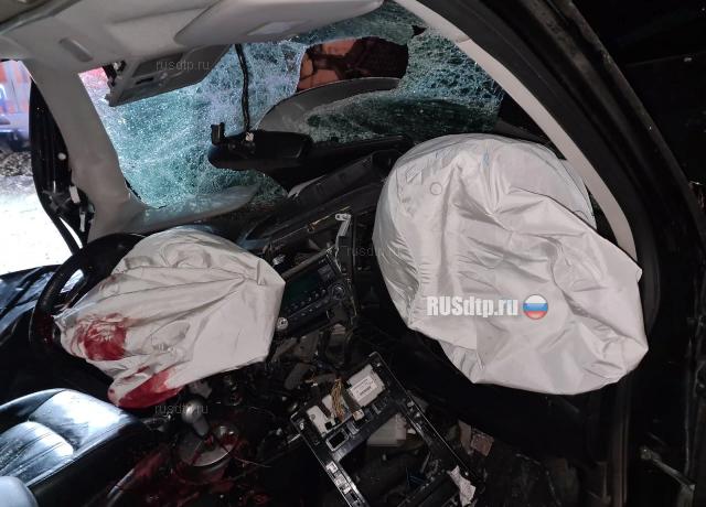 На Серовском тракте водитель кроссовера погиб, не пропустив грузовик