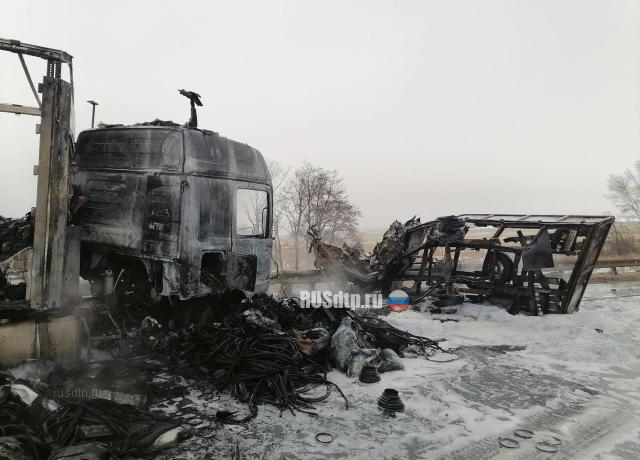 Три человека сгорели в «Газели» в результате ДТП на трассе М-5