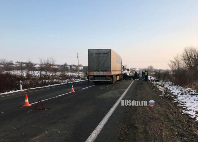 В Закарпатье пятеро погибли в ДТП с участием ВАЗ-2115 и фуры