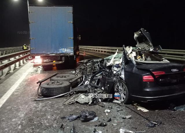 Водитель «Ауди» погиб в ДТП на трассе М-11