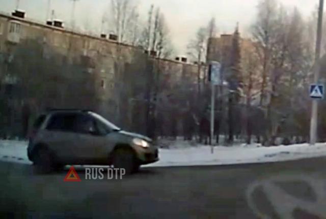Улетел в кювет, избегая столкновения Улетел в кювет, избегая столкновения