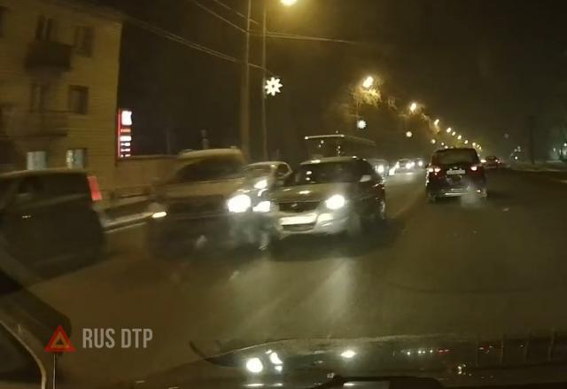 ДТП в Перми на улице Уральской ДТП в Перми на улице Уральской