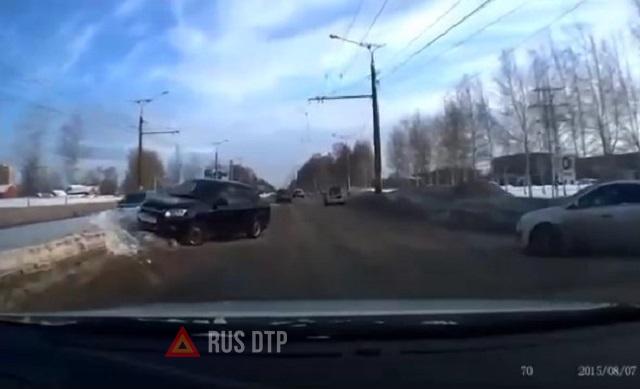 ДТП на Марпосадском шоссе в Чебоксарах ДТП на Марпосадском шоссе в Чебоксарах