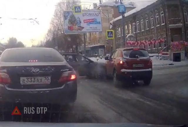 ДТП в Томске на перекрестке Ленина — Учебная ДТП в Томске на перекрестке Ленина — Учебная