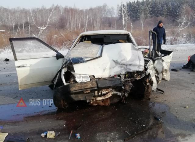 Двое мужчин погибли в ДТП в Курганской области