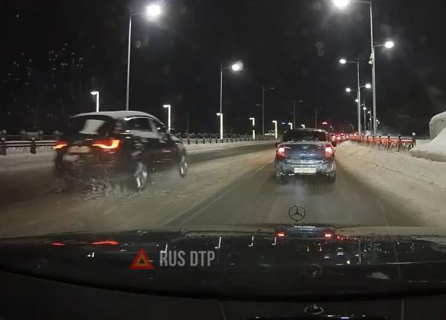ДТП на набережной в Уфе ДТП на набережной в Уфе
