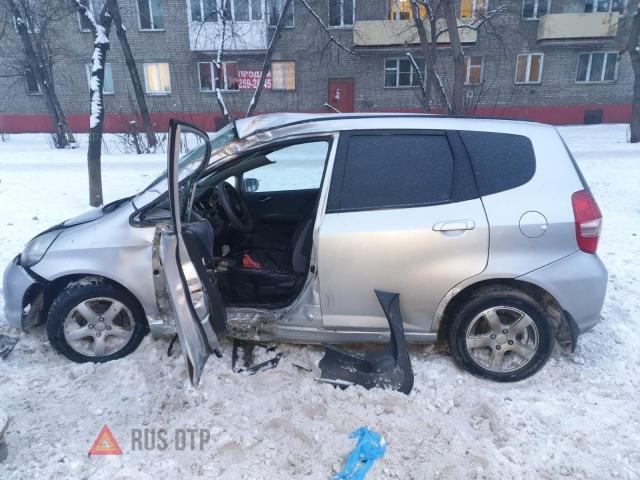 В Красноярске в ДТП погиб водитель «Хонды»