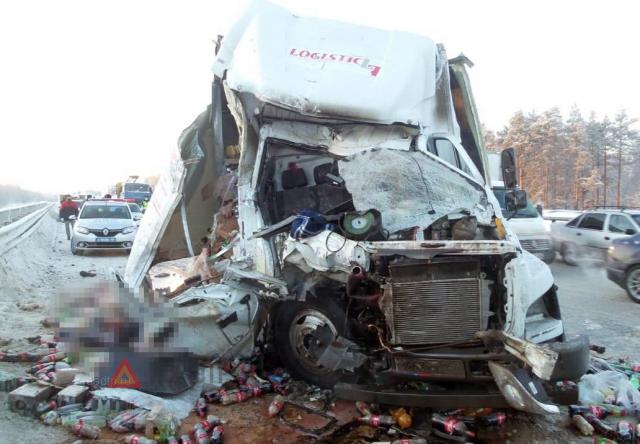 Пассажир фургона погиб в ДТП на Серовском тракте