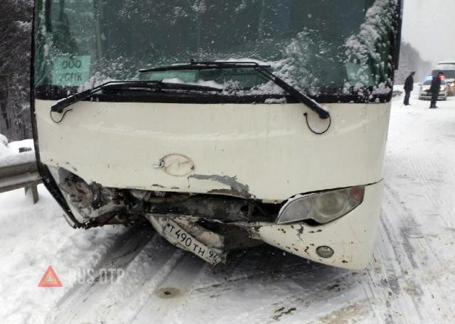 Два пассажира «Лады» погибли в ДТП под Екатеринбургом