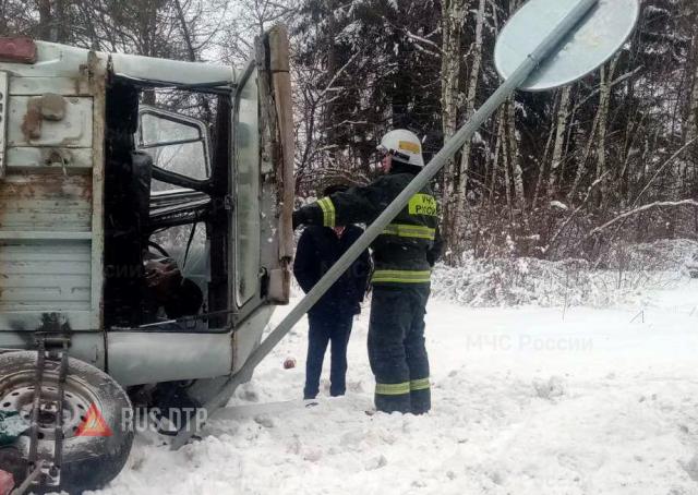 Пассажир УАЗа погиб в ДТП в Калужской области