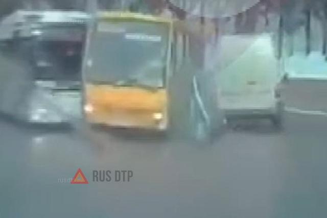 ДТП в Ялте на повороте ДТП в Ялте на повороте