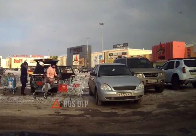 ДТП на парковке ДТП на парковке