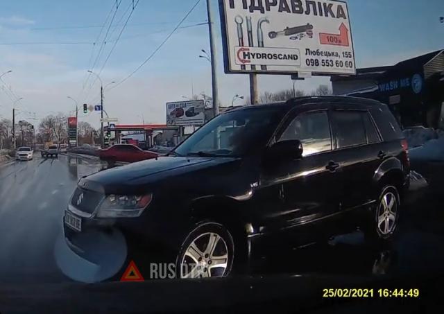 Нежданчик в левой полосе Нежданчик в левой полосе