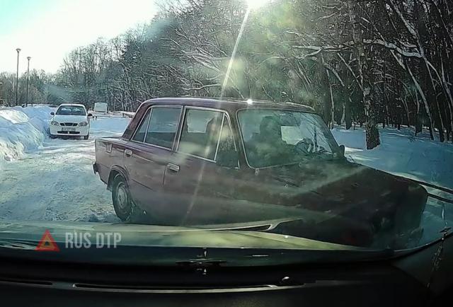 Самое нелепое ДТП Самое нелепое ДТП