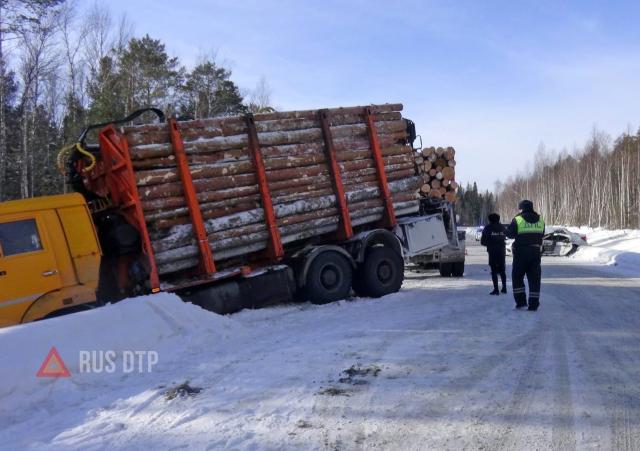 На Урале в ДТП с лесовозом погиб 4-летний ребенок
