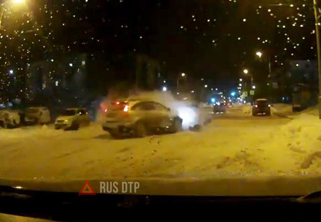 ДТП на проспекте Рыбаков в Петропавловске-Камчатском ДТП на проспекте Рыбаков в Петропавловске-Камчатском