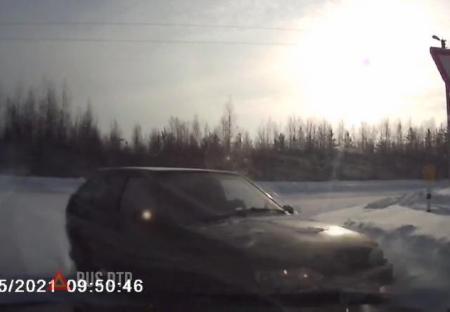 Не вписался в поворот Не вписался в поворот