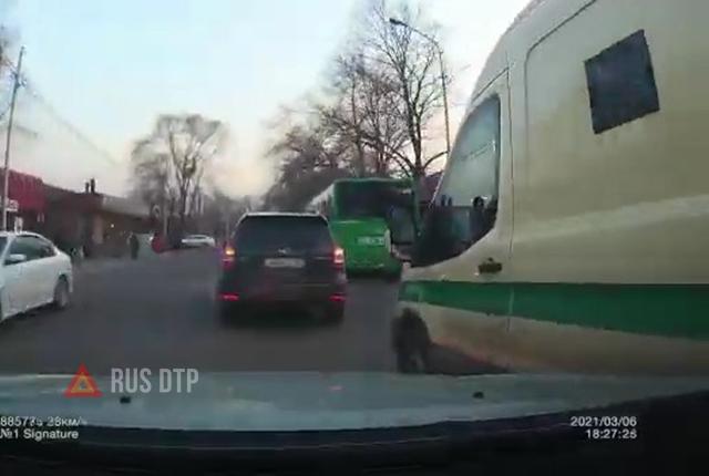 ДТП с инкассаторами в Алматы ДТП с инкассаторами в Алматы
