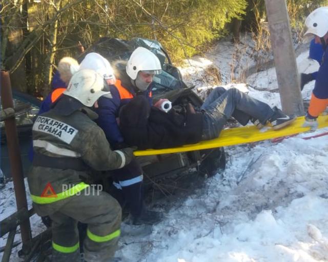 Женщина погибла в ДТП под Новгородом
